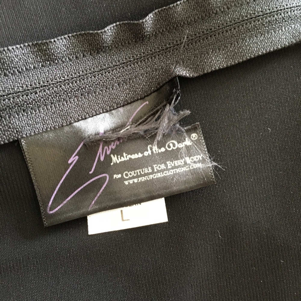 Rare! PUG Black Aziza dress Size L But Fits Like Medium - Picture 6 of 7